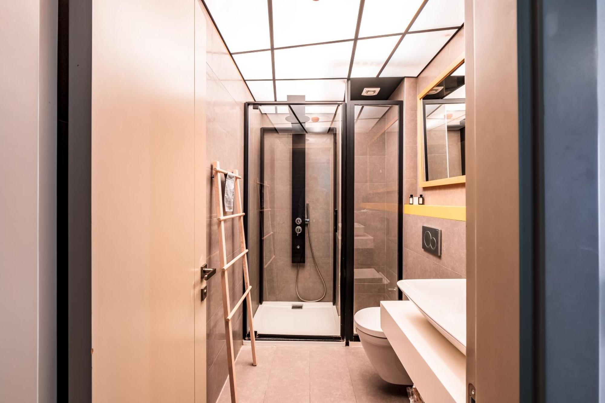 Homie Suites - "Loft 27" Urban Comfort Suites In The Heart Of Cihangir Istanbul Room photo